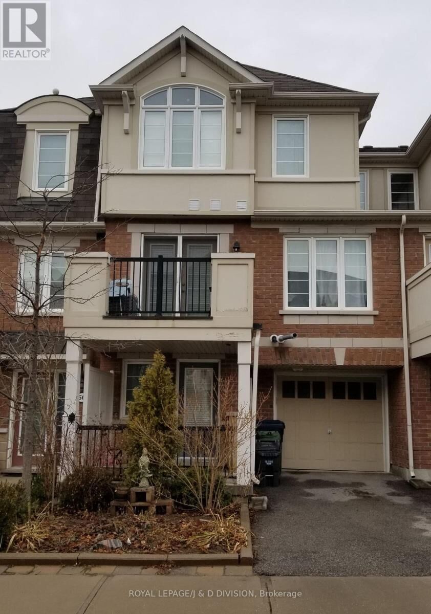 Property Photo: 52 Ayers Crescent ON M1L 0B8