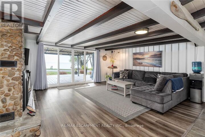 Property Photo:  577 Edgewater Place  ON N1A 2W8 