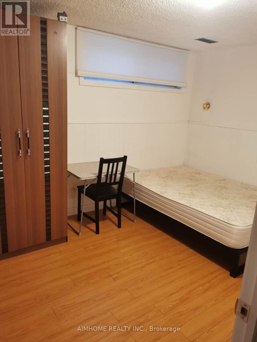 Property Photo: 137A Markham Street Basement ON M6J 2G4