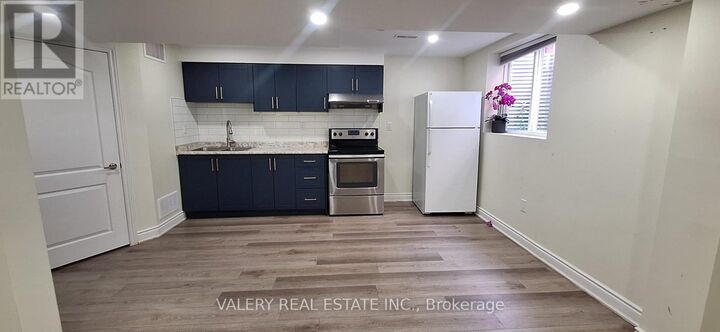 Property Photo:  68 Mullis Crescent 2  ON L6Y 4S9 
