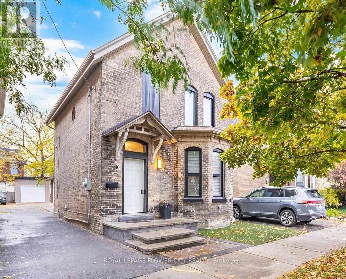 Property Photo:  10 Pearl Street  ON N3T 3N4 