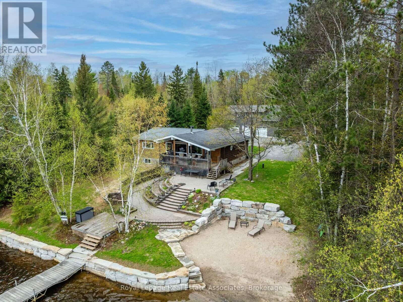 Property Photo:  196 Circle Road  ON K0L 2K0 