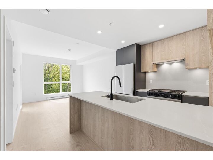 Property Photo: 19577 65B Avenue 505 BC V4N 6B5