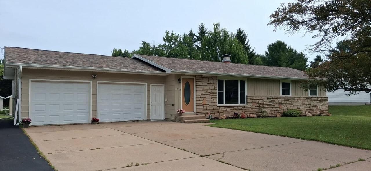Property Photo: 1722 Forsyth Road WI 54455