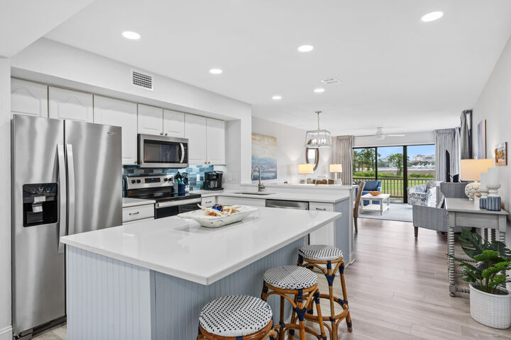 Property Photo:  814 Harbour Point Drive 814  FL 32550 