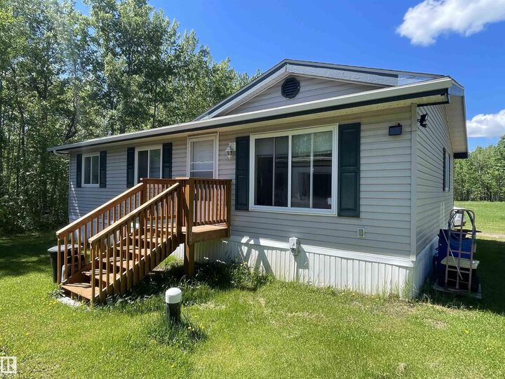 Property Photo: 57318 Rge Rd 25 AB T0E 1A0