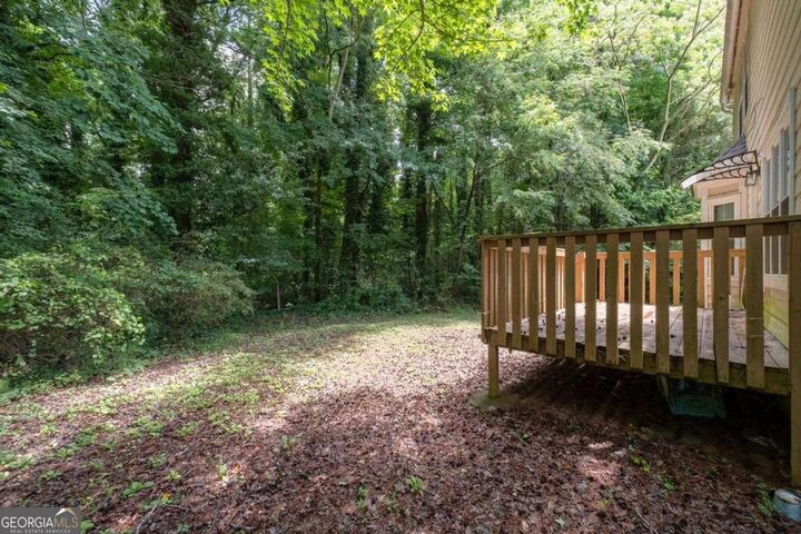 Property Photo:  800 Revena Drive  GA 30168 