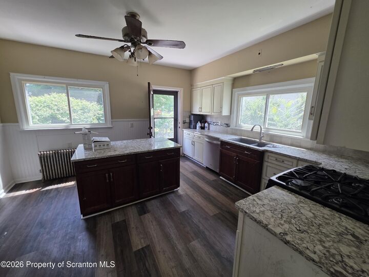 Property Photo: 135 Throop Street PA 18508