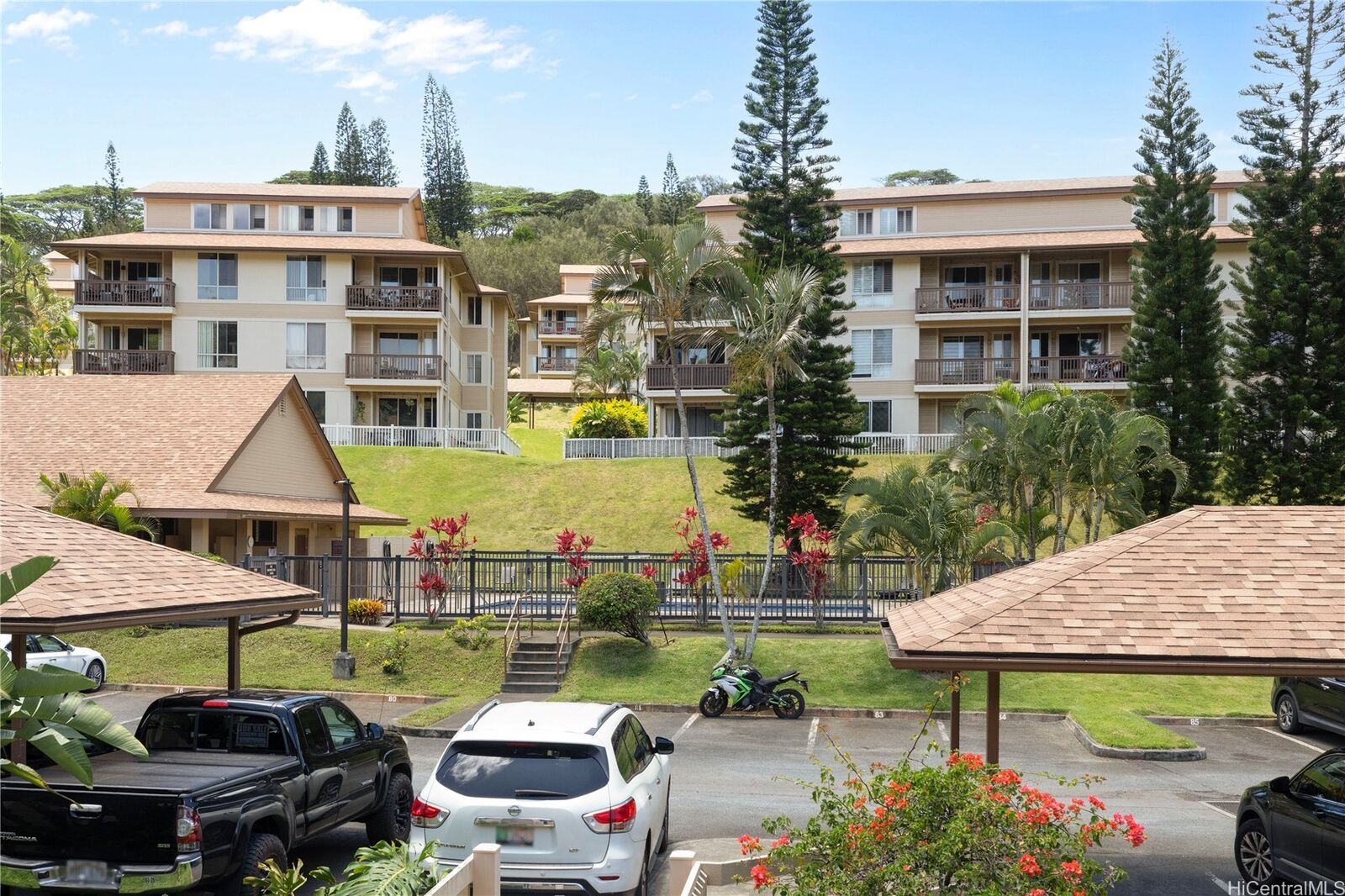Property Photo:  95-944 Wikao Street D302  HI 96789 