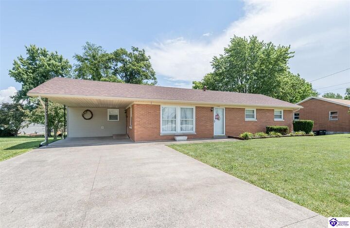Property Photo:  748 N Logsdon Parkway  KY 40160 