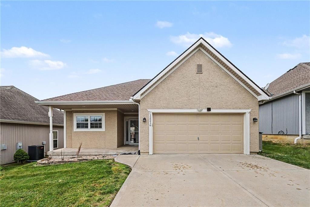 Property Photo:  12216 N Pomona Lane  MO 64163 