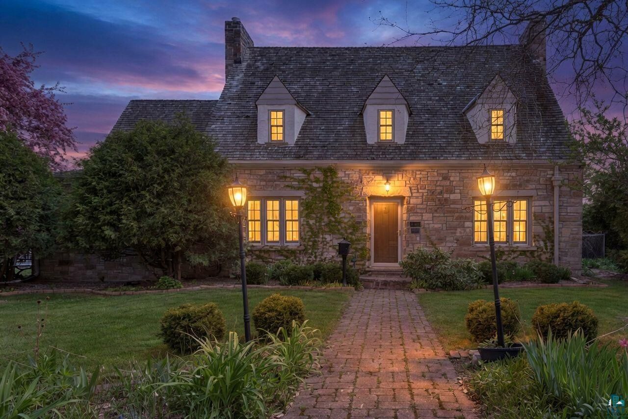 Property Photo:  822 Chapple Ave  WI 54806 