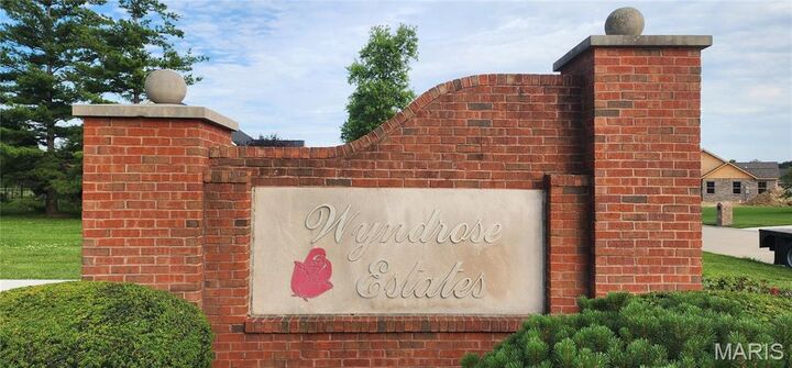 Property Photo: 122 Wyndrose Estates Drive IL 62226