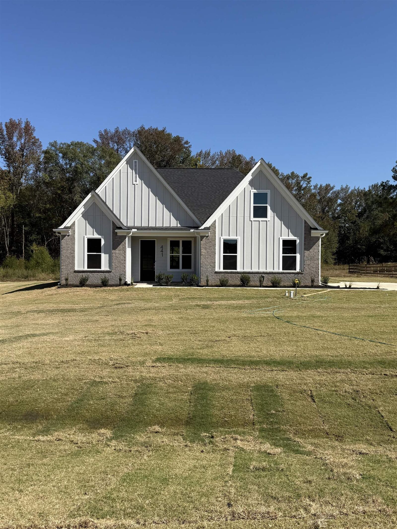 Property Photo:  288 Centerline Roper Loop  MS 38611 