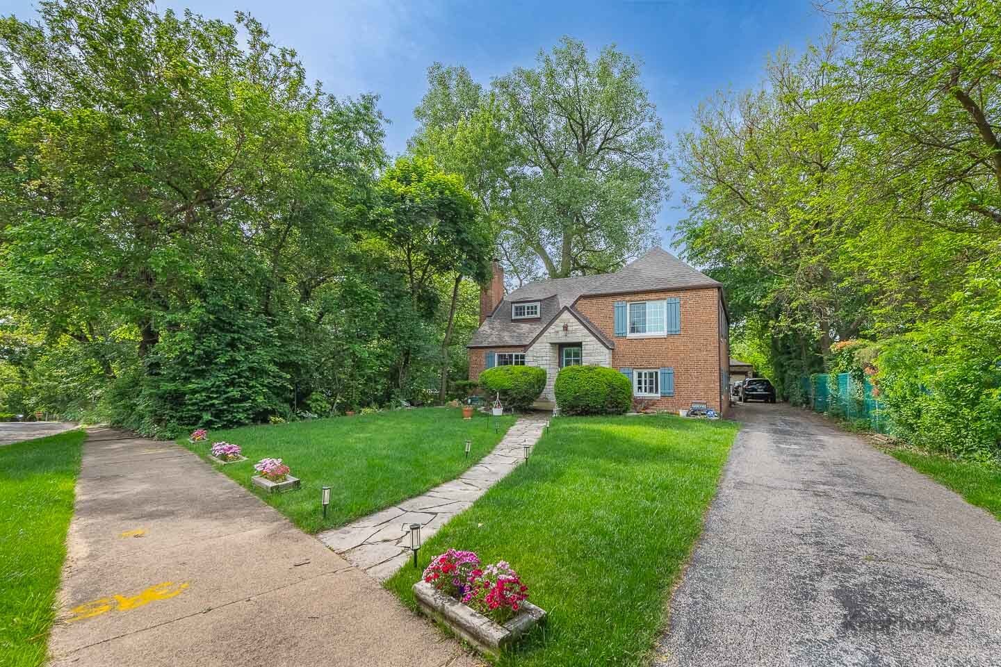 Property Photo:  2139 W 115th Street  IL 60643 