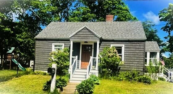 Property Photo:  8 Somerset Avenue  ME 04064 