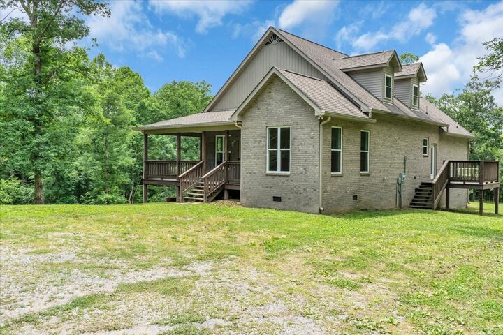 Property Photo:  488 Prater Rd  TN 37166 