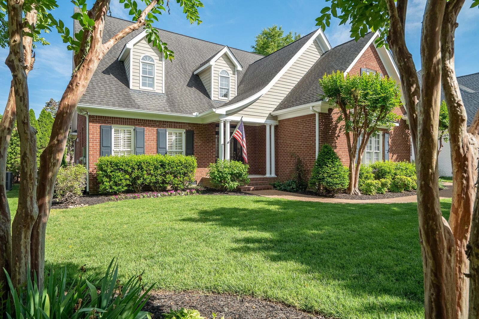Property Photo:  668 Springlake Dr  TN 37064 