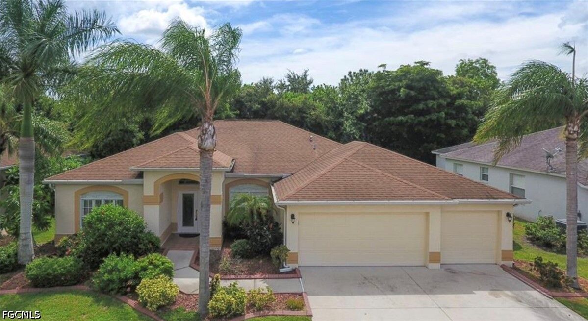 Property Photo:  8808 Cypress Preserve Place  FL 33912 
