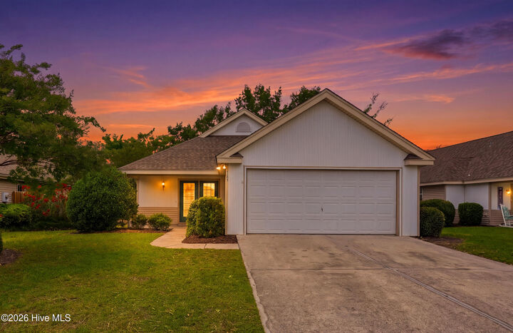 Property Photo: 803 Spy Glass Court NC 28411