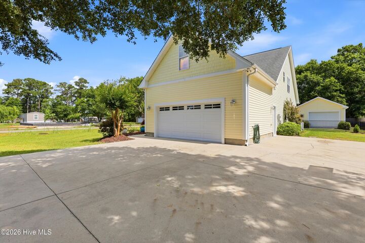 Property Photo:  807 Factory Road  NC 28443 