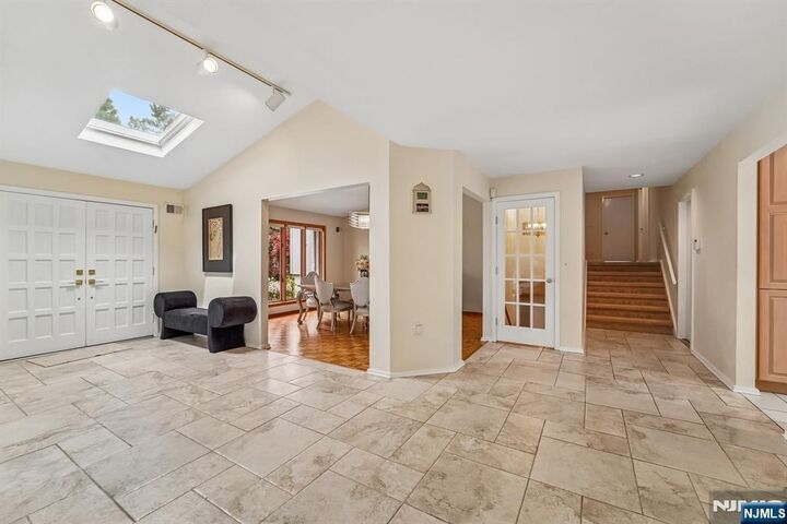 Property Photo:  8 Union Hill Road  NJ 07834 