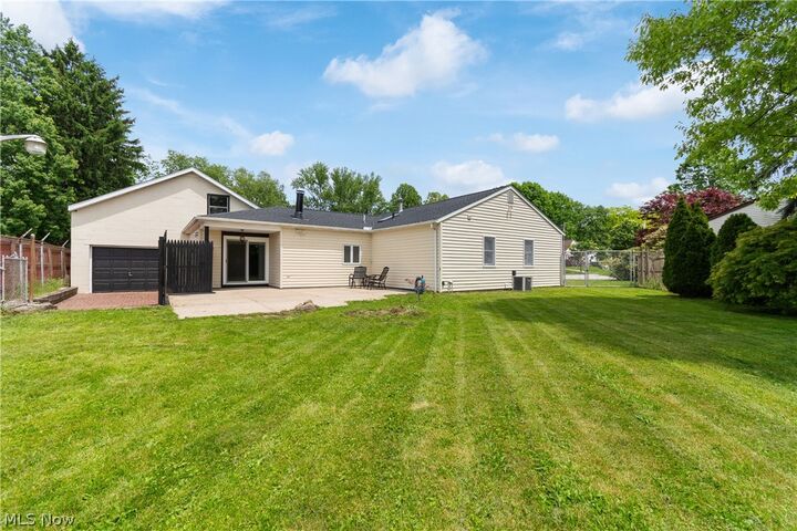 Property Photo:  1222 Janis Avenue  OH 44314 