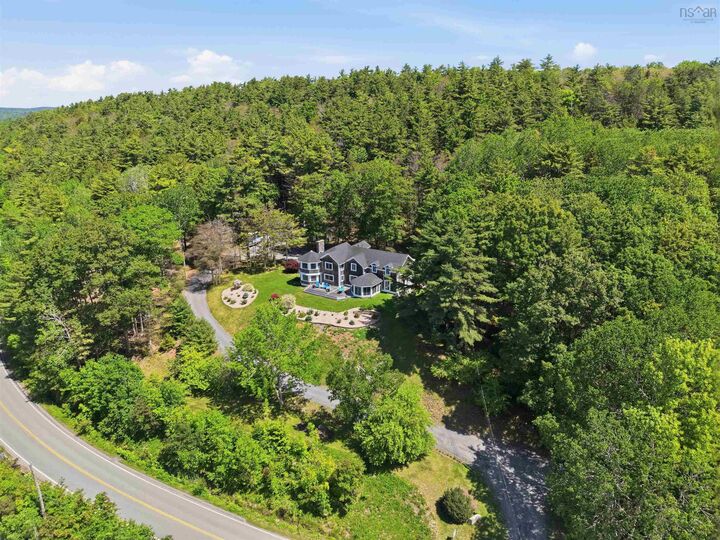 Property Photo: 6010 Highway 332 NS B4V 2X4