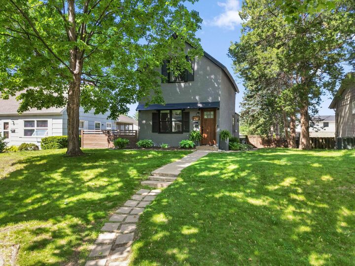 Property Photo: 610 7th Avenue S MN 55343