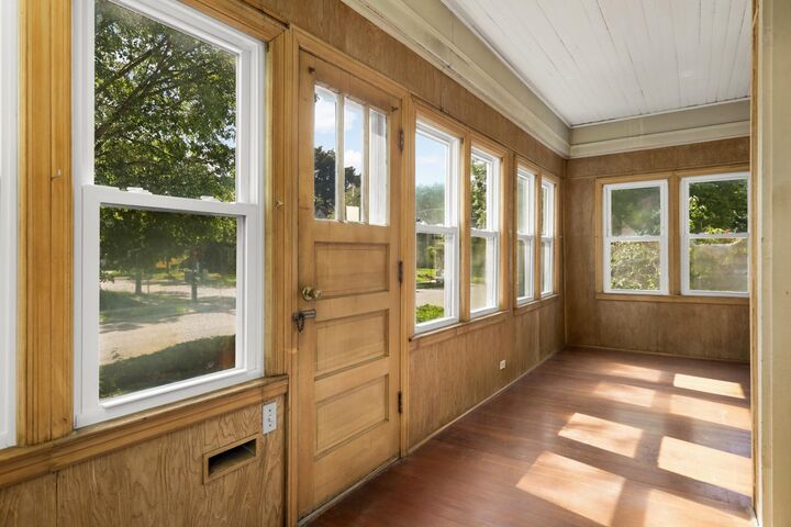 Property Photo:  3148 Dupont Avenue S  MN 55408 