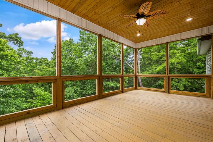 Property Photo: 48 Brentwood Drive AR 72715