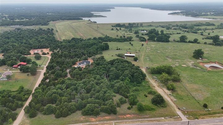 Property Photo:  000 102 Highway  OK 74851 