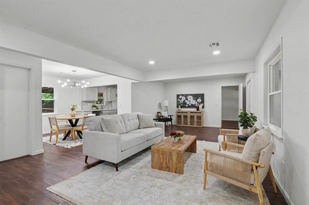 Property Photo: 6036 NW 47th Street OK 73122