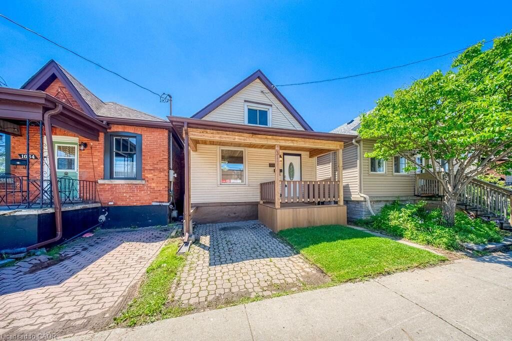 Property Photo:  1062 Cannon Street E  ON L8L 2H8 