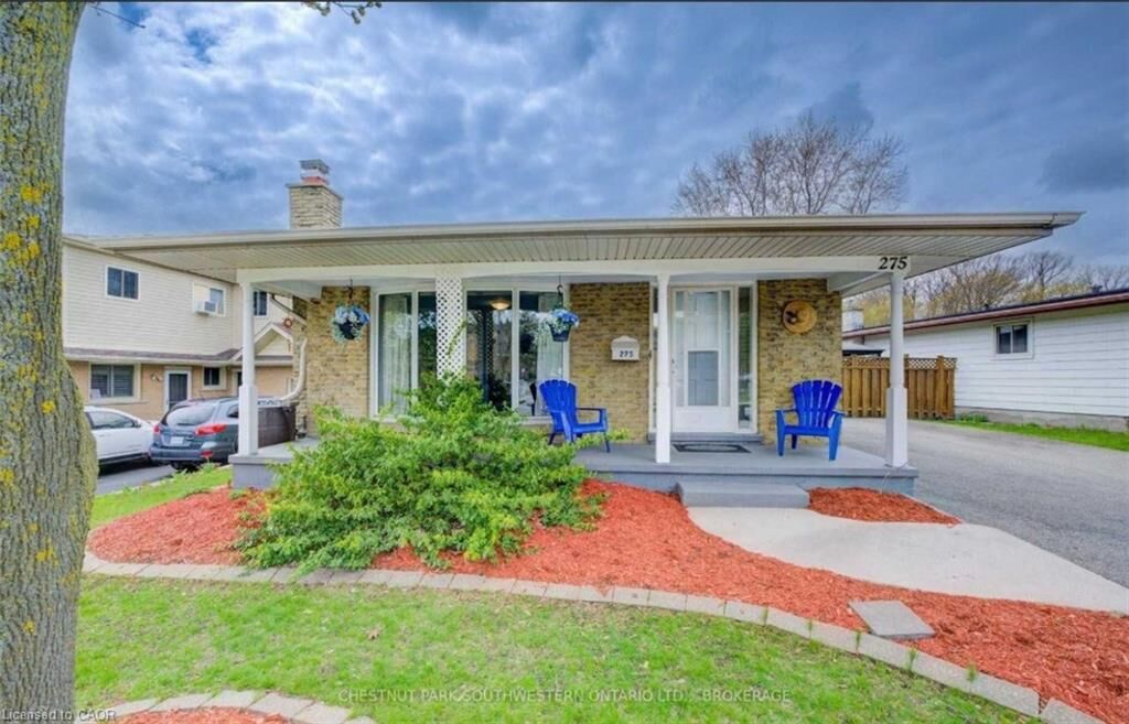 Property Photo:  275 Kingswood Drive Upper  ON N2E 1S1 