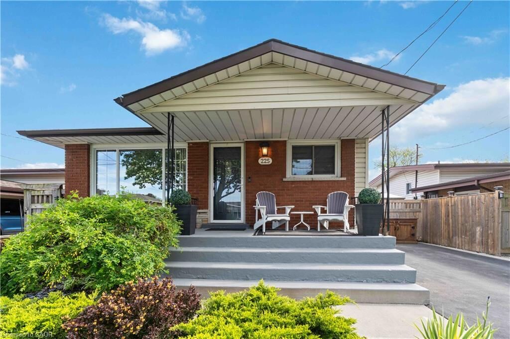 Property Photo: 225 Berko Avenue ON L8V 2R6