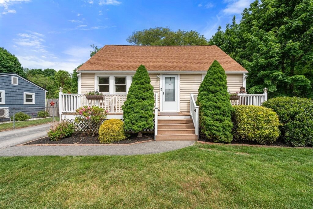 Property Photo:  1080 Ocean St  MA 02050 