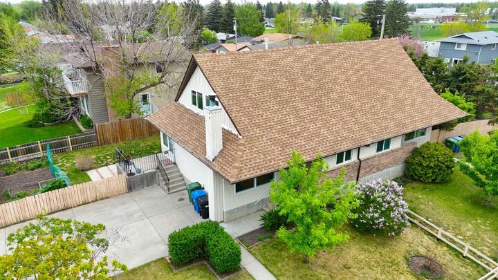 Property Photo: 235 Avonburn Road SE AB T2H 1N9