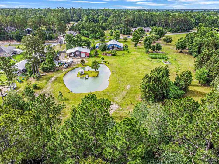 Property Photo: 6749 Oser Rd FL 32570