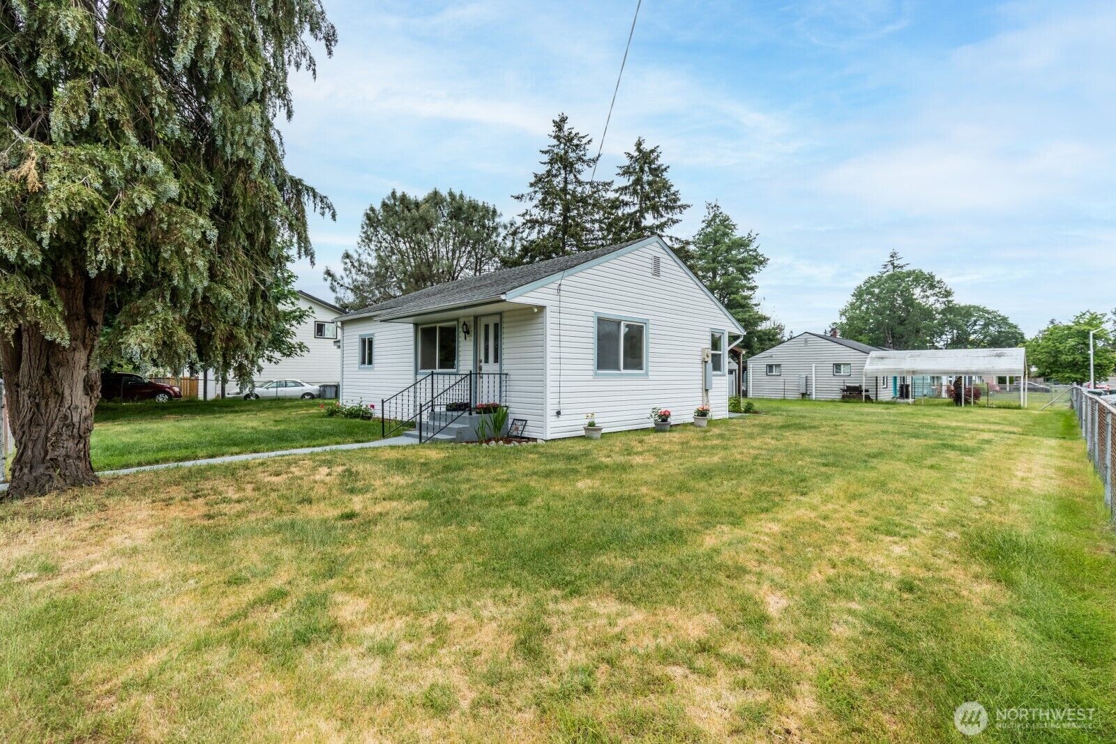 Property Photo:  11711  12th Avenue S  WA 98444 
