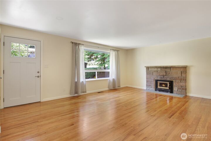 Property Photo:  20627  7th Avenue S  WA 98198 