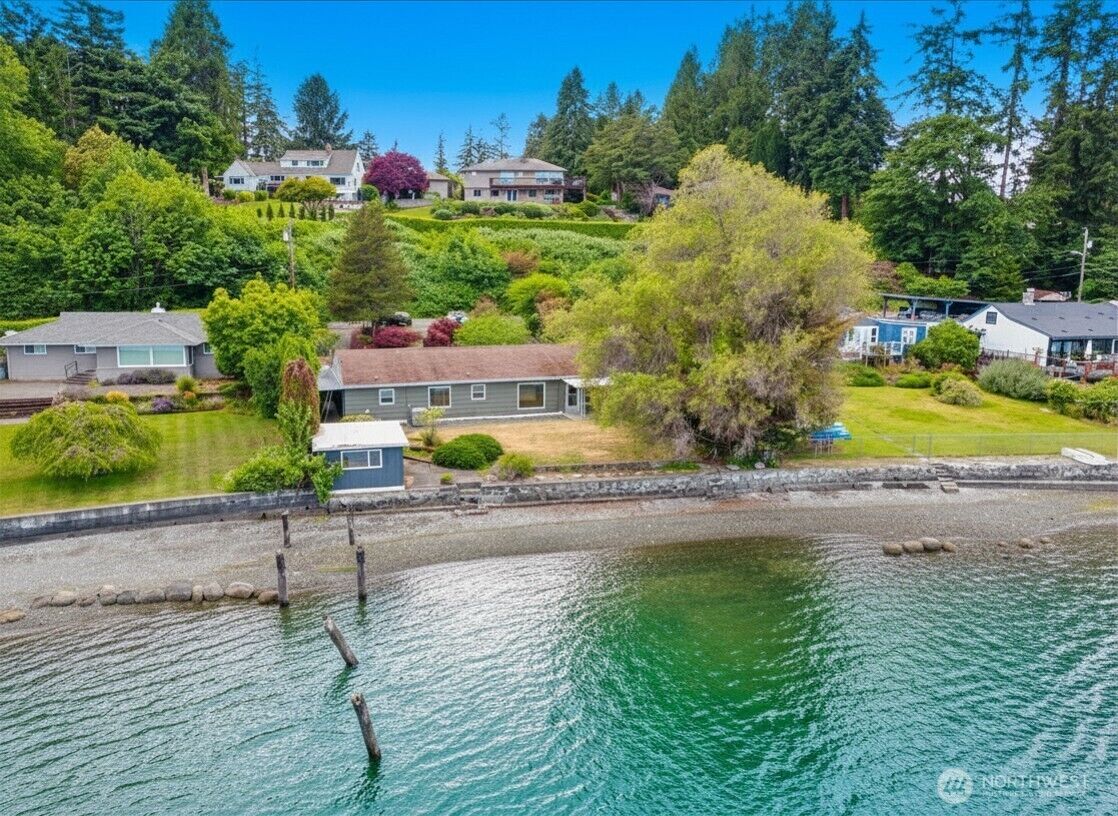 Property Photo:  3717  Mathews Drive NW  WA 98312 