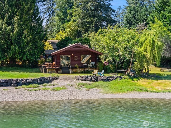 Property Photo: 100 E Treasure Island Road WA 98524