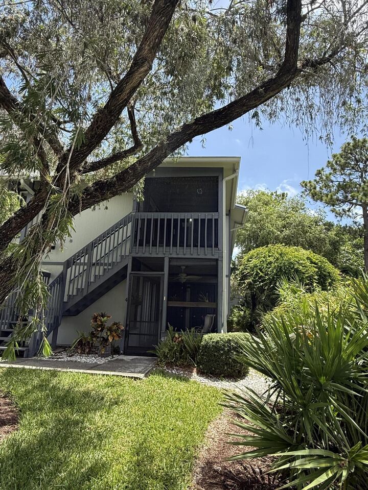 Property Photo:  8228 SE Croft Circle J-8  FL 33455 