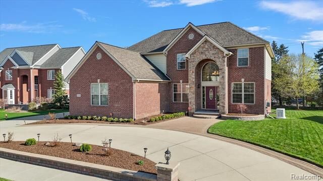 Property Photo:  4366 S Lake Lane  MI 48316 