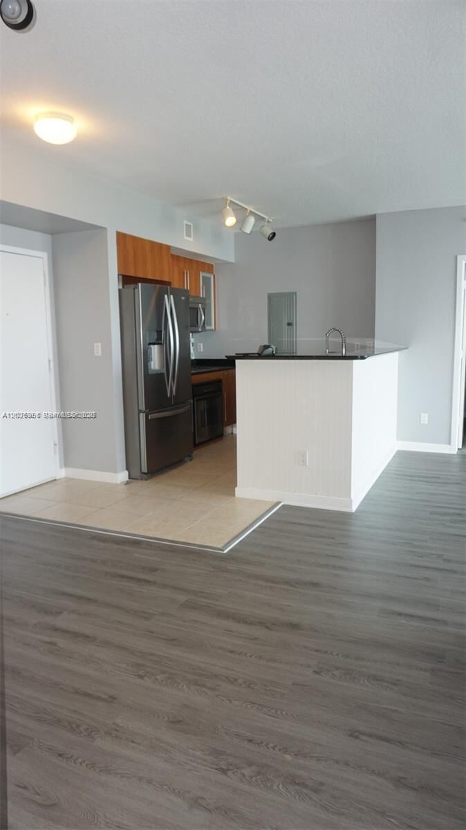 Property Photo:  325 S Biscayne Blvd 2022  FL 33131 