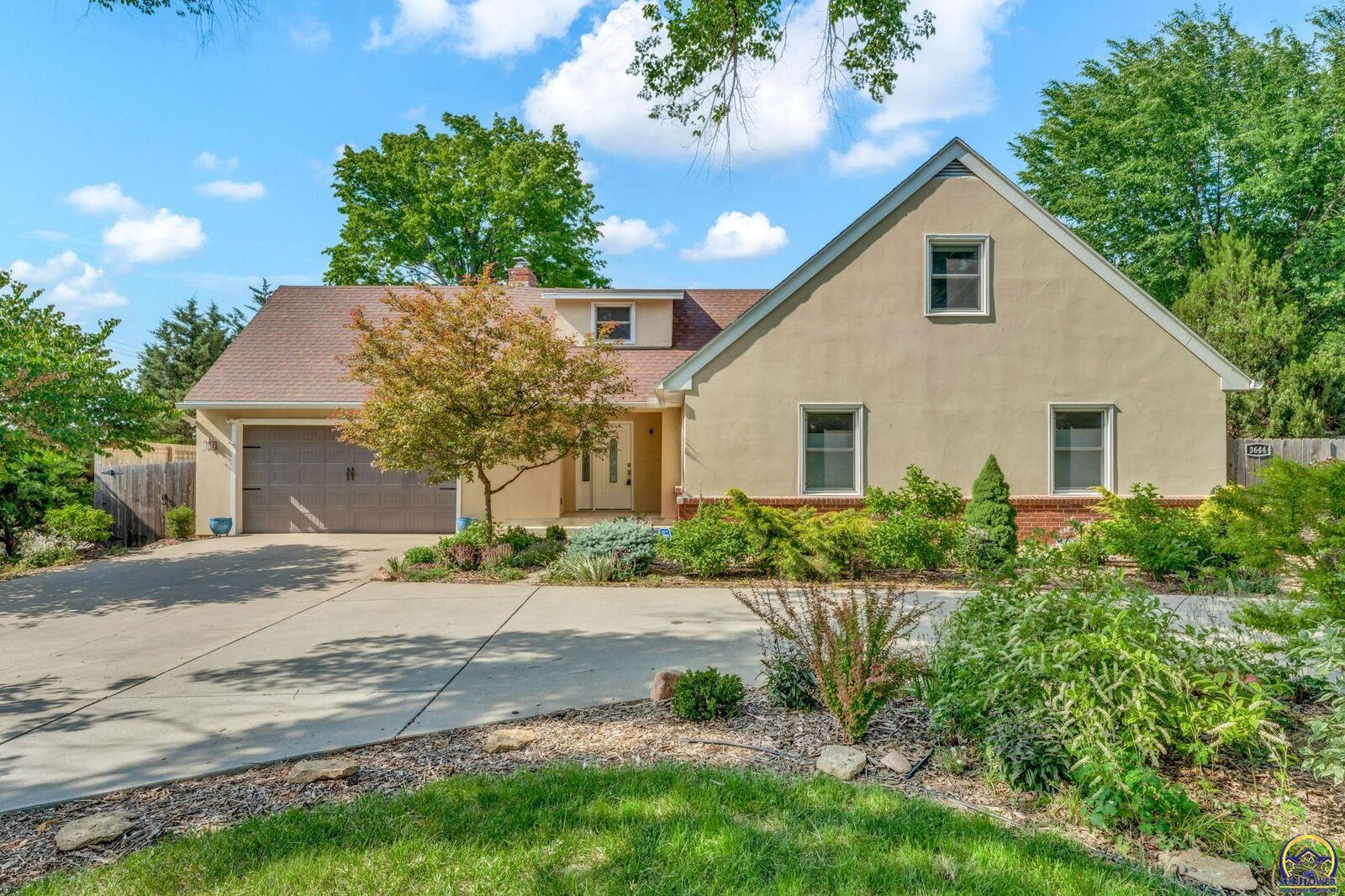 Property Photo:  3644 SW 15th St  KS 66604 