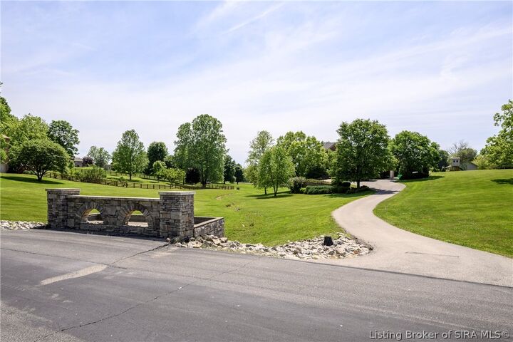 Property Photo: 6605 Pheasant Run Road IN 47111