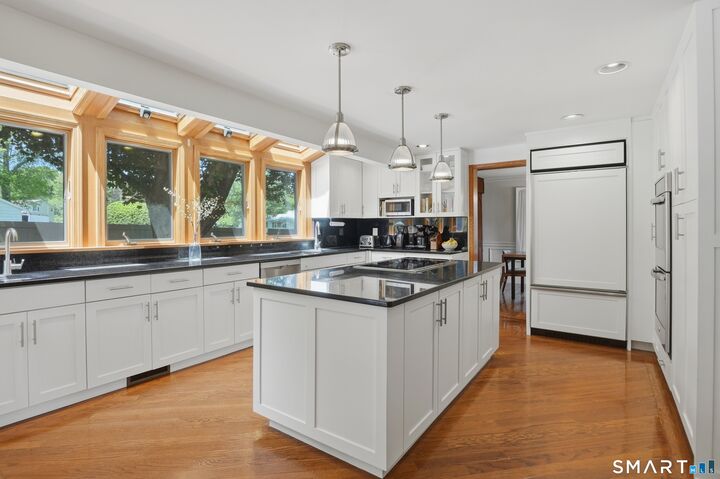 Property Photo:  54 Still Hill Road  CT 06518 