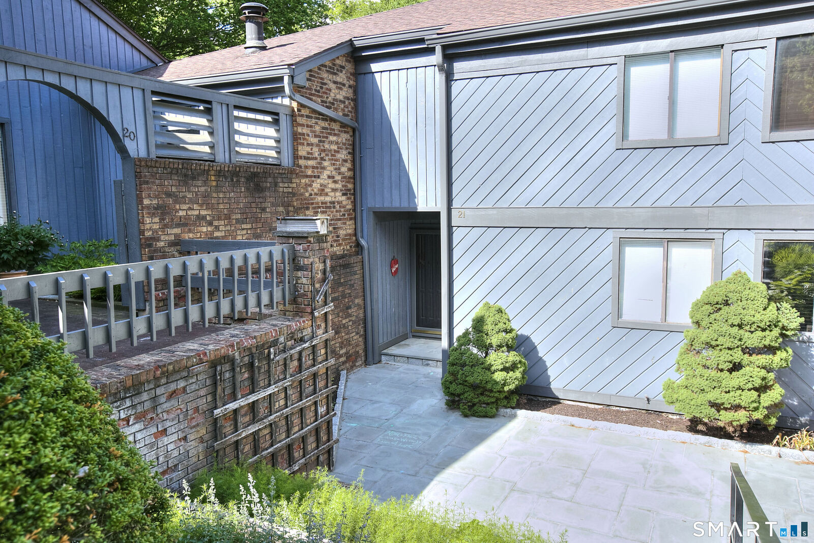Property Photo:  21 Hearthstone Drive 21  CT 06804 